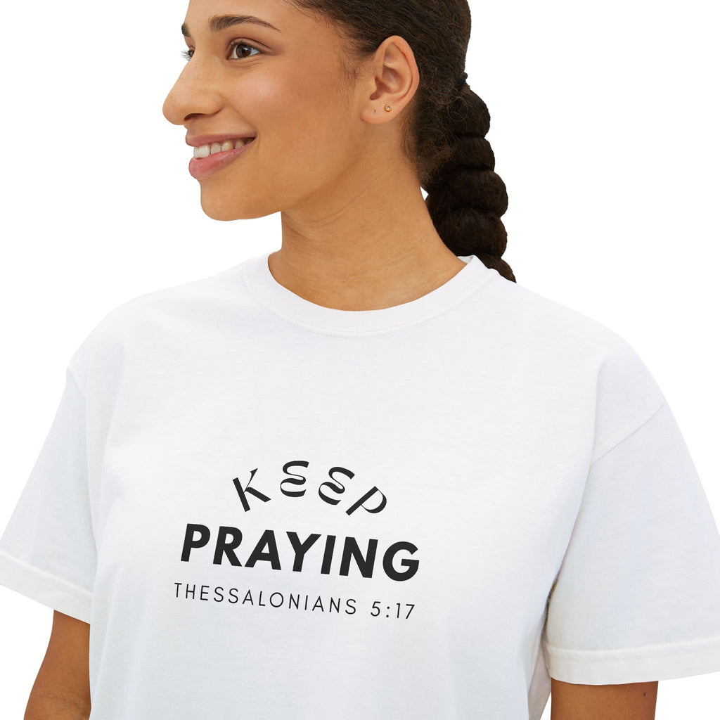 Keep Praying | Womens Tee